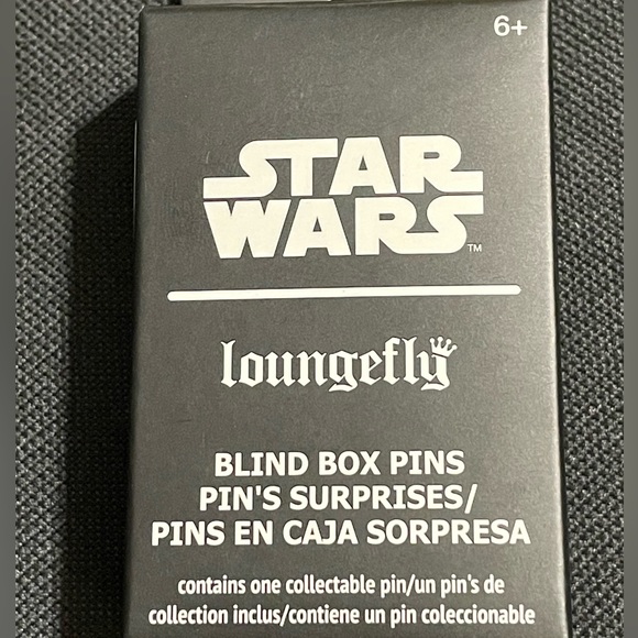 Star Wars dual image illusion pin | Loungefly - Picture 3 of 4